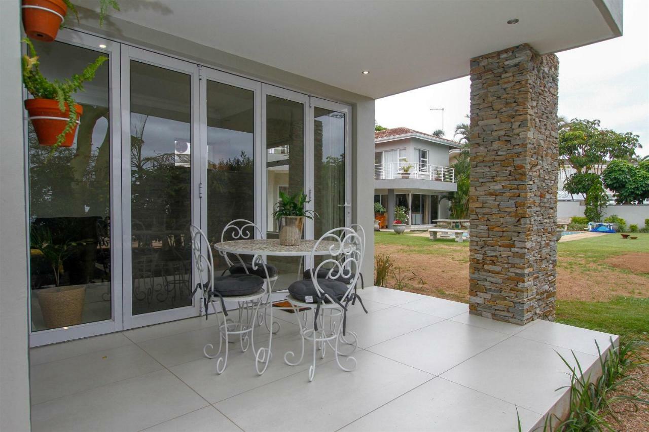 The Cottage On Cordia 2 Bedroom Self Catering 2Km From Umhlanga Beach Durban Ngoại thất bức ảnh